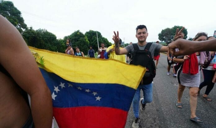 EEUU ha entregado 6800 permisos humanitarios a venezolanos