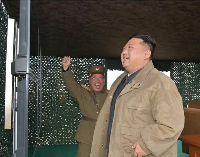 Kim Jong Un amenazó con usar armas nucleares contra Occidente
