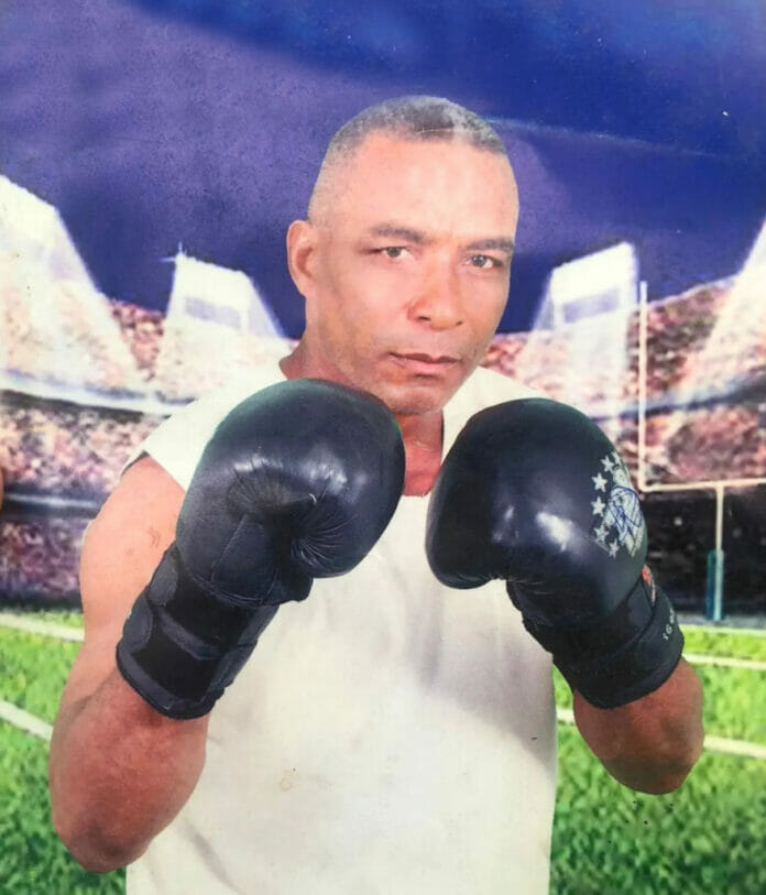 Leyenda del boxeo dominicano es encontrado muerto en su residencia