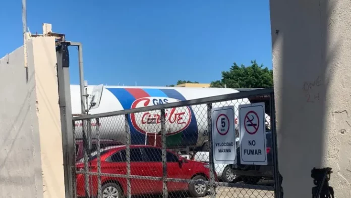 Caos en Villas Agrícolas por fuga del gas de empresa