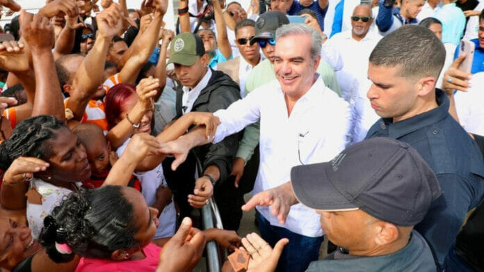 Gobierno de Abinader obtiene 71% de aprobación, según CID Latinoamérica