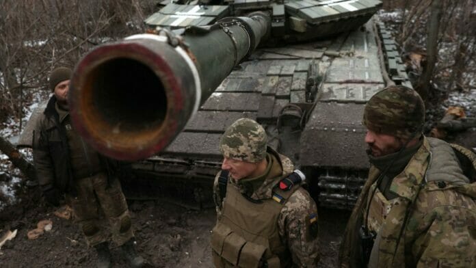 Reino Unido y Alemania despliegan tanques en Ucrania contra Rusia