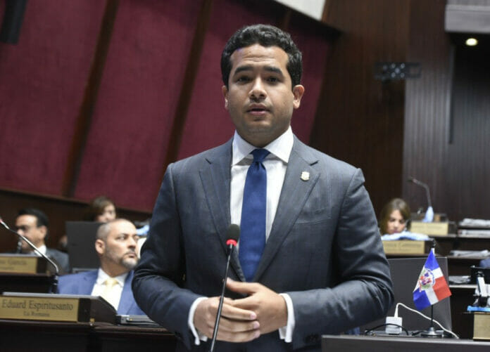 Omar Fernández