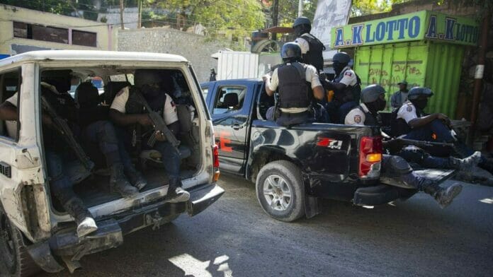 Tres policías muertos durante enfrentamiento con banda armada en Haití