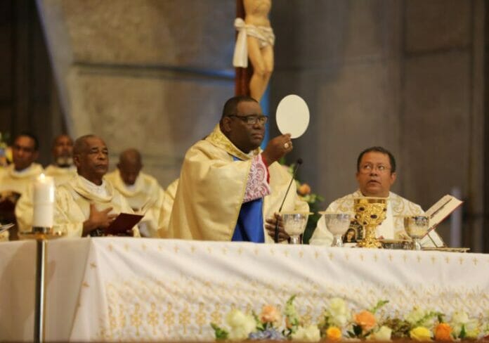 Obispo Jesús Castro Marte dice juventud dominica es ''su gran preocupación''