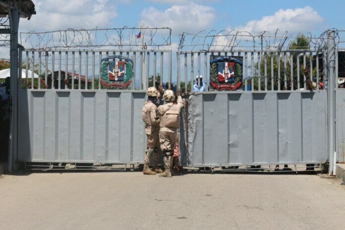 Cinco miembros del Ejército arrestado en “Operación Frontera”