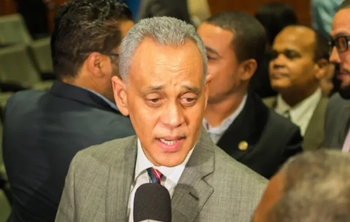 Manolo Pichardo considera “antinacional” Ley de Trata de Personas