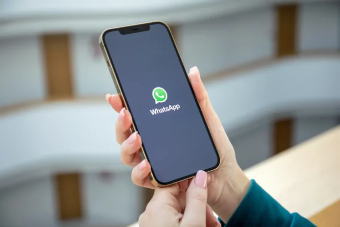 ¿Cuáles celulares se quedan sin WhatsApp desde el 1 de marzo?