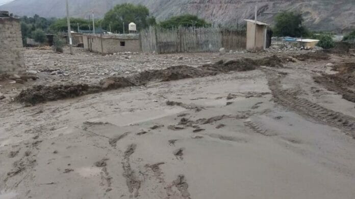 Las constantes precipitaciones pluviales en Arequipa provocaron el deslizamiento de huaicos que dejaron como resultado 14 personas fallecidas y al menos cinco desaparecidas, en la provincia de Secocha.
