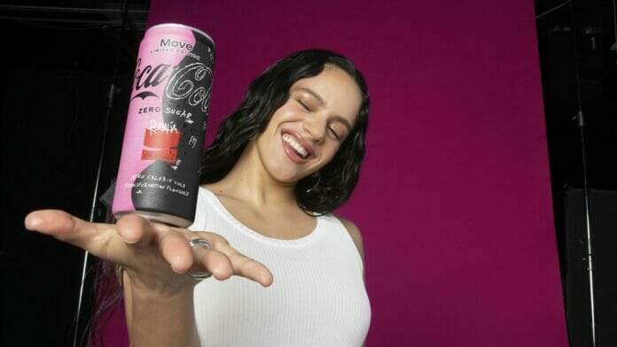 Coca-Cola Move la nueva bebida junto a Rosalía ¡edición limitada!