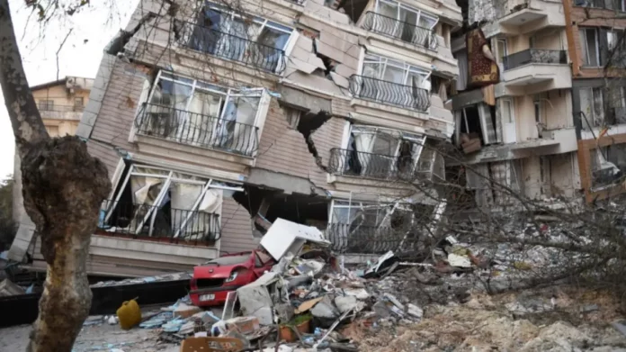 Nuevo terremoto en el sureste de Turquía con 69 muertos y 69 heridos
