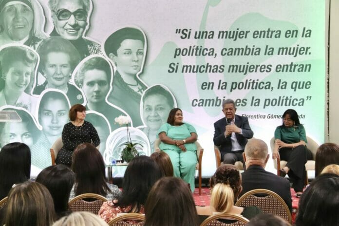 Leonel Fernández afirma sociedad de Santiago se siente desprotegida