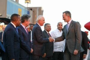 Llegó al país Felipe VI, rey de España, para participar en la Cumbre Iberoamericana
