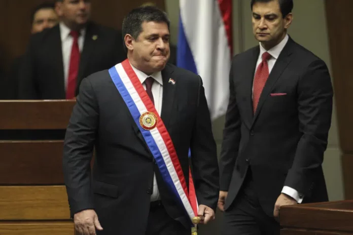 Paraguay abre causa penal a expresidente y vicepresidente actual