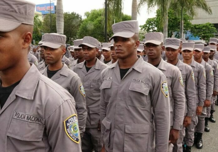 Policía