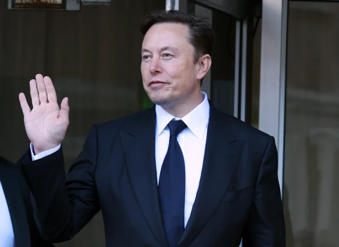 Elon Musk llama a pausar investigación sobre Inteligencia Artificial