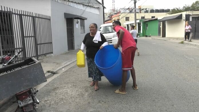 Residentes de Villa Juana piden soluciones antes sequía