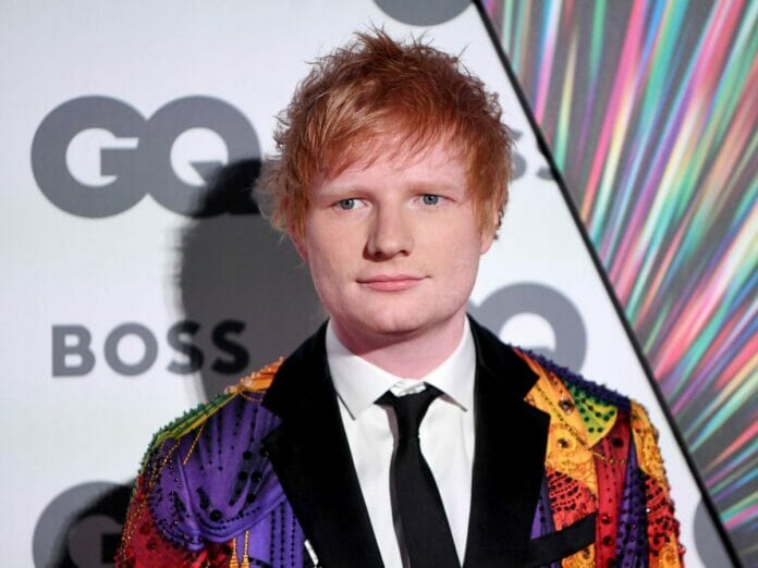 Ed Sheeran deja Warner Music tras 15 años y asegura que busca “un cambio profesional”