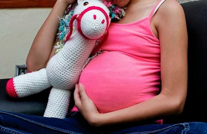 RD ocupa primer lugar en embarazos en adolescentes