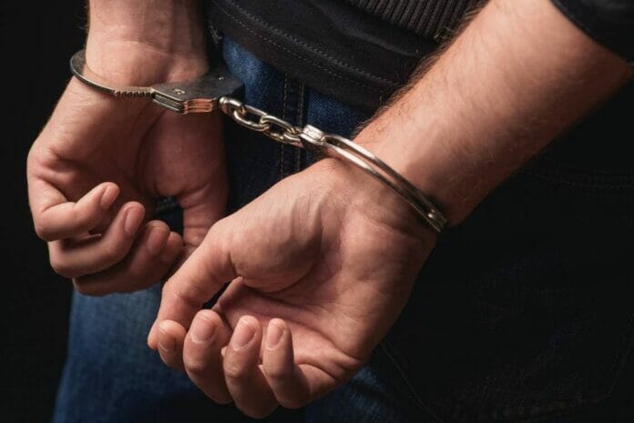 Policía Nacional apresa hombre por presunta violación sexual su hijastra de 9 años
