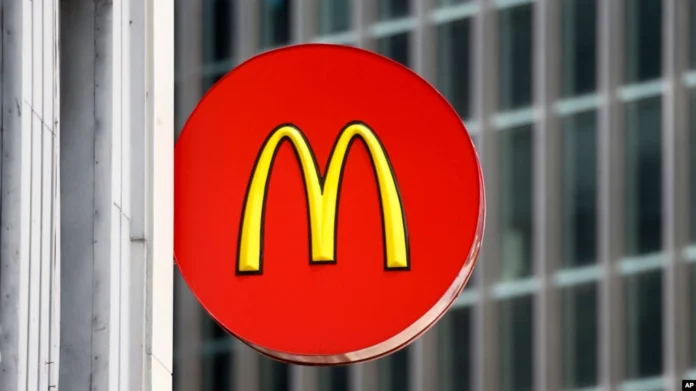 Franquicias de McDonald's multadas por violaciones de trabajo infantil