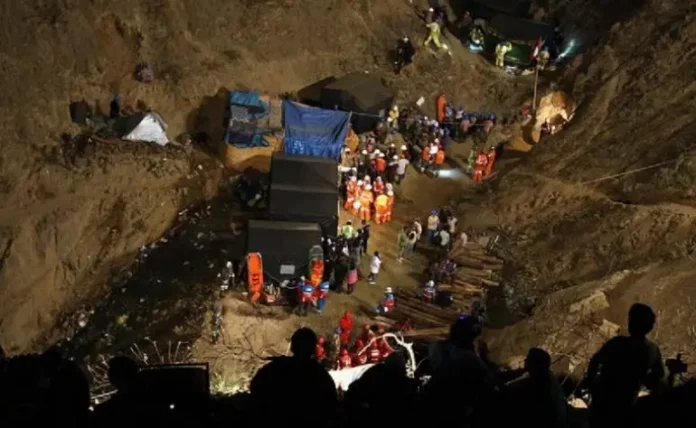 Al menos 27 muertos en accidente en una mina de oro de Perú