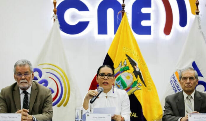 Ecuador podría celebrar elecciones anticipadas el 20 de agosto