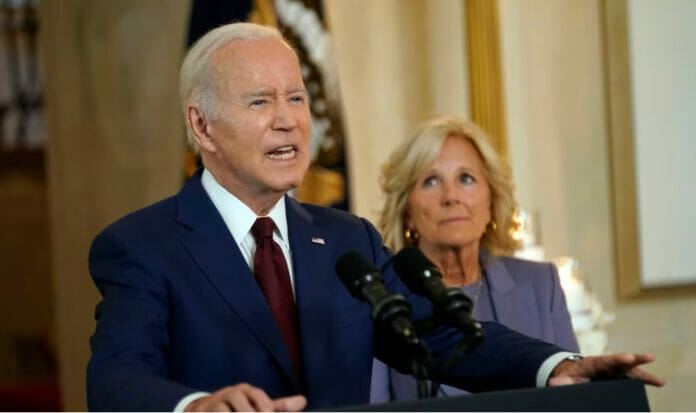“Es hora de actuar”: Biden exige prohibir armas de asalto en el primer año de la matanza de Uvalde