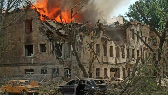 Rusia bombardea clínica en Ucrania; Al menos dos muertos y 23 heridos