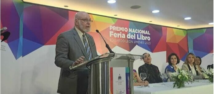 Pedro Bergés galardonado Premio Nacional Feria del Libro ELJ 2023
