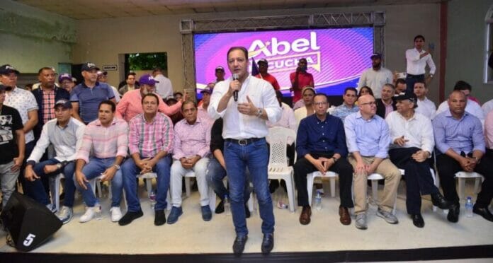 Abel Martínez descarta alianzas municipales para elecciones 2024