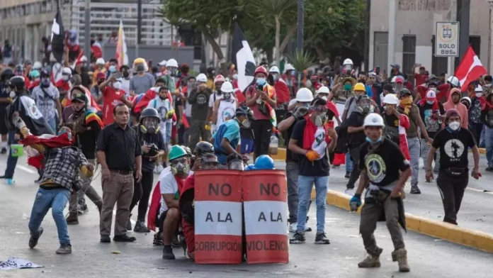 Vuelven las manifestaciones en Perú para pedir la renuncia de Boluarte