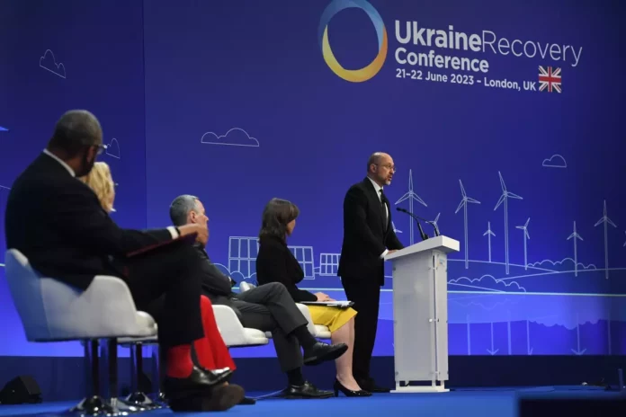 Ucrania | Prometen 60 000 millones de euros para la reconstrucción del país