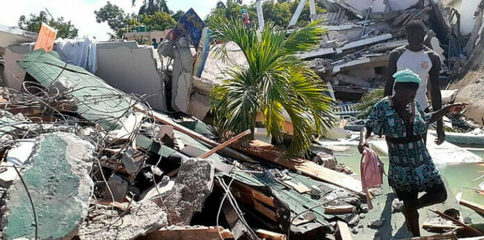 3 muertos y varios heridos tras sismo de magnitud 4,9 en Haití