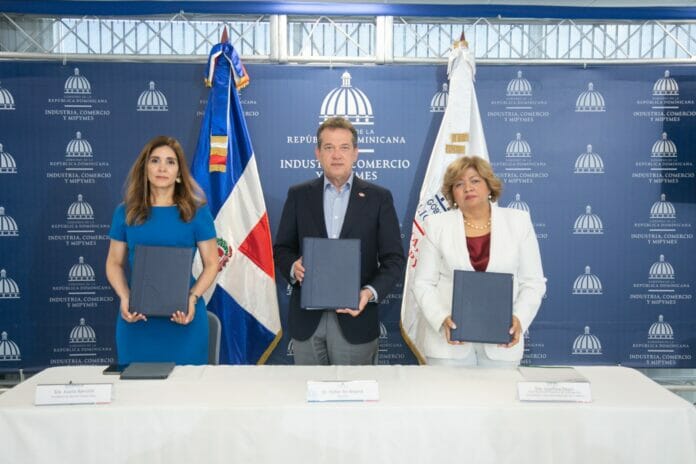MICM, Barrick y la UNPHU cierran Proyecto de Desarrollo de Proveedores
