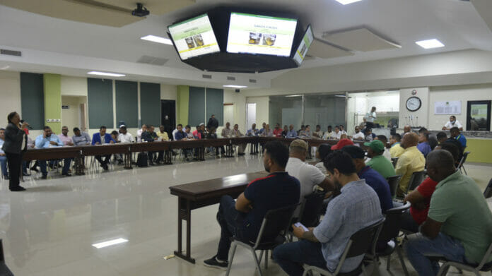Aduanas ha recaudado 75 millones de pesos en subastas públicas