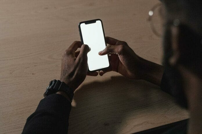 Adicción al celular: cómo identificar si una persona está sufriendo de nomofobia