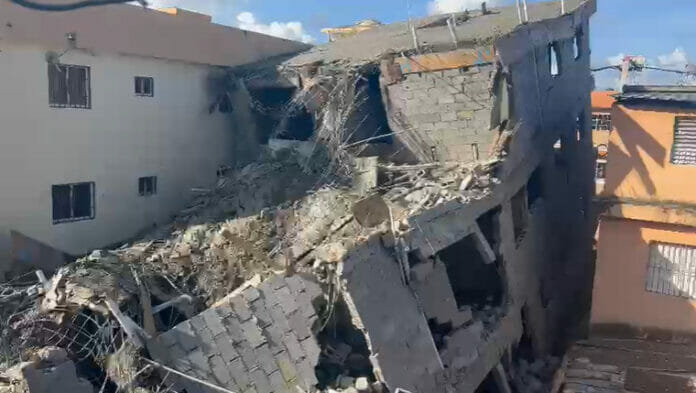 Colapso de edificio: Sin víctimas, pero con afectación a viviendas cercanas
