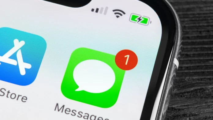 Usuarios de iPhone están expuestos a que los escuchen o vean sus fotos en iMessage