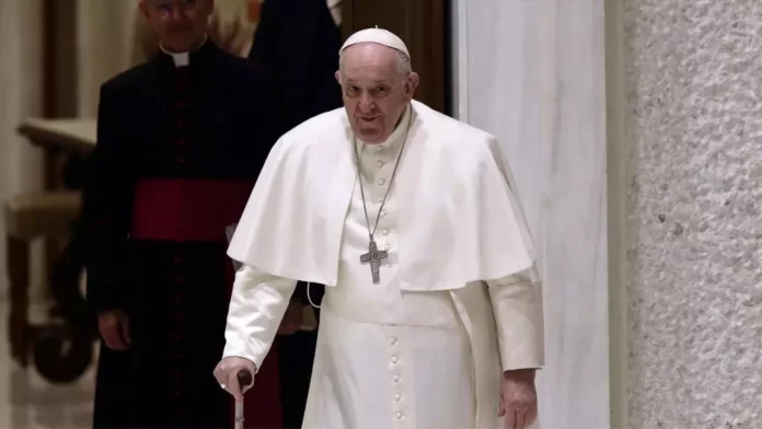 Suspenden agenda del papa hasta el 18 de junio por su operación