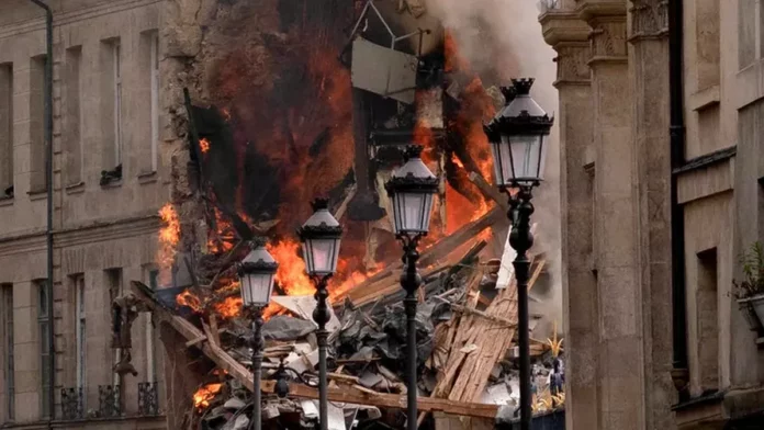 Al menos 16 heridos tras una explosión en un edificio en París