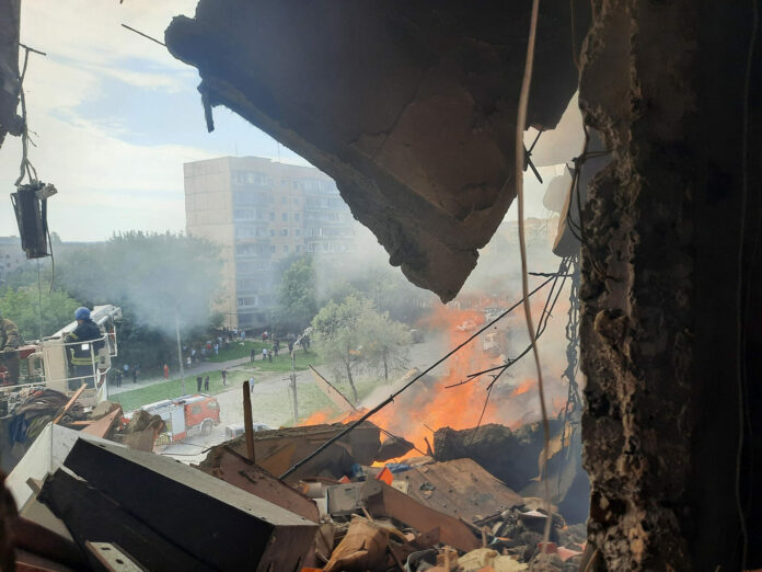 Jornada de ataques entre Rusia y Ucrania con varios civiles muertos