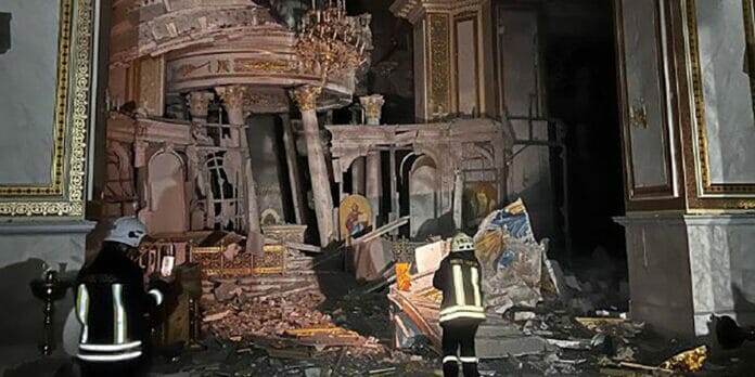 Ataque ruso daña catedral ortodoxa en ciudad ucraniana de Odesa