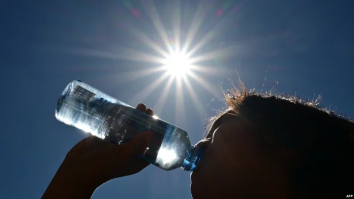 Casa Blanca anuncia estrategia para proteger a comunidades del calor extremo
