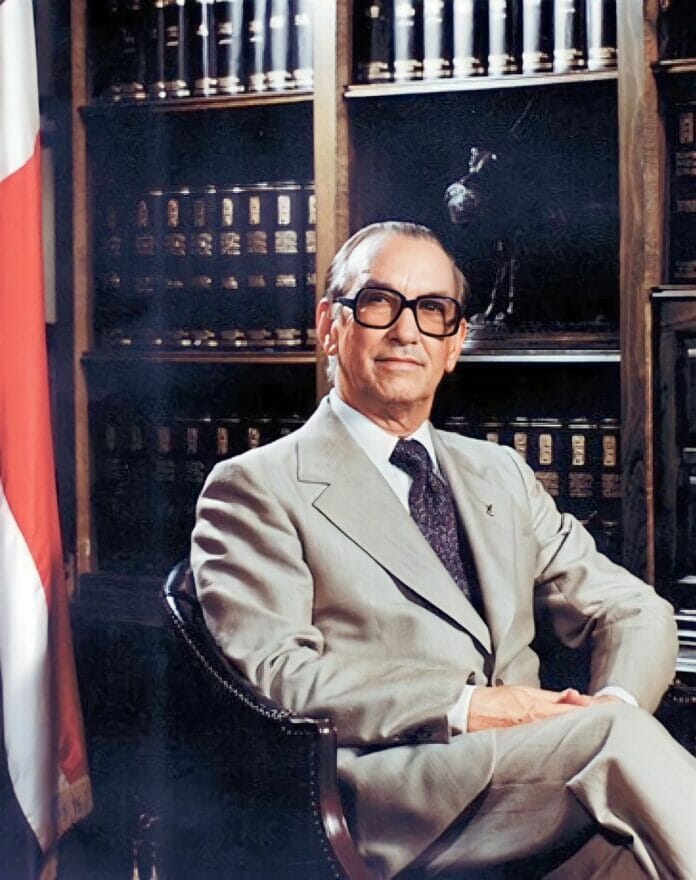 Antonio Guzmán