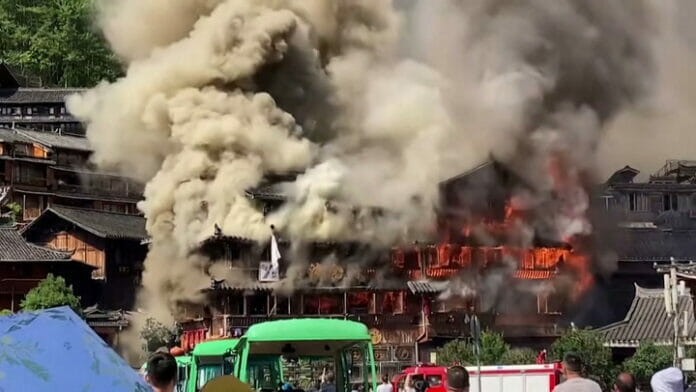Al menos dos muertos y seis heridos tras incendio mortal en histórica villa china