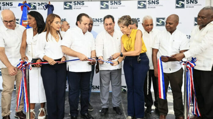 SNS entrega Centro de Primer Nivel Palmar Grande en Puerto Plata