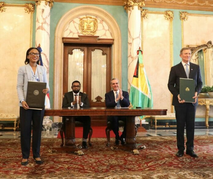 RD y Guyana firman acuerdos para los sector petrolero y agrícolas