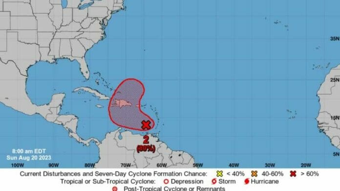 Onda tropical podría convertirse en ciclón en próximas horas impactaría al país