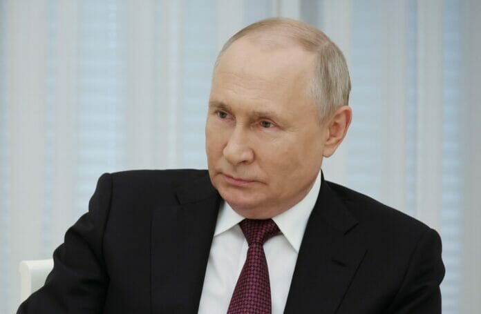 Putin dice atentado de Moscú fue obra de 